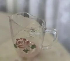 バラの装飾 ガラスピッチャー213
