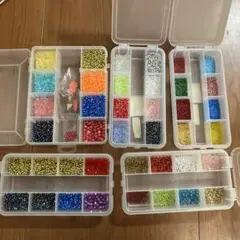 ビーズおまとめ　ケース付き　手作りの釣りの仕掛けにも！