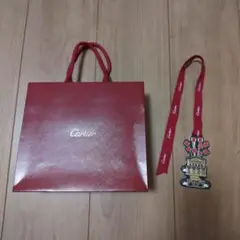 Cartierショッパー　チャーム付き