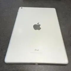 【人気】Apple iPad 第5世代 32GB シルバー