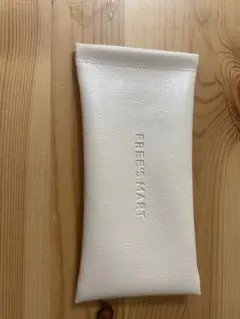 FREES MART メガネケース ホワイト