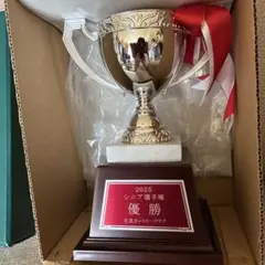 2025年シニア選手権優勝トロフィー