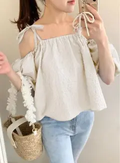 grl 花柄エンボスオフショルバルーンスリーブトップス fo1898