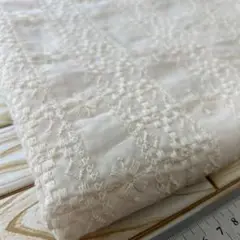 縦100cm×横95cm 刺繍生地