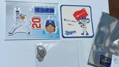 カスタムプレイヤーズ　アクリルチャーム　涌井秀章 ＆ ドアラ　ステッカー