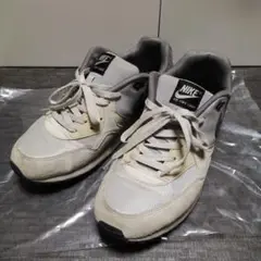 ナイキ エアマックスライト スニーカー 28cm