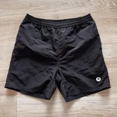 Marmot 黒 ショートパンツ