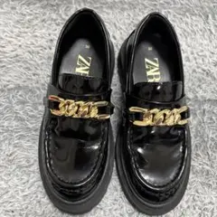 【専用出品】　 キッズスーツ　ZARAローファー ZARA KIDS（ザラキッズ）】のプチプラローファーは大人にも