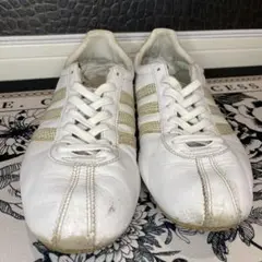 ◎人気 アディダス TITAN 013350 白 希少サイズ28.5 ◎人気 アディダス TITAN 013350 白 希少サイズ28.5 - メルカリ