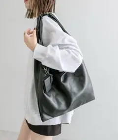 loti コインケース付きトート