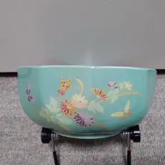 美品★[有田焼匠葉窯 ]翡翠色 花蝶図 金彩 ボウル