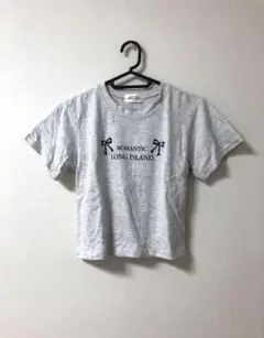 ショート丈半袖Tシャツ　ロマンティック　リボン　ロゴ　グレー