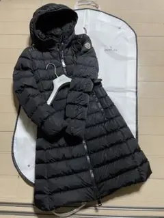 モンクレール タレブ TALEVE ブラック DIST サイズ00