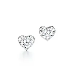 美品 Tiffany オリーブ ハート ピアス