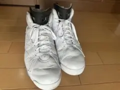 Jordan MVP ホワイトイエロー