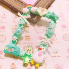 アヒルちゃんとゲーム機のホイップデコ トレカケース ジュース 虹 キャンディ