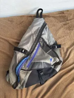 ワンショルダーバッグ adidas 00s