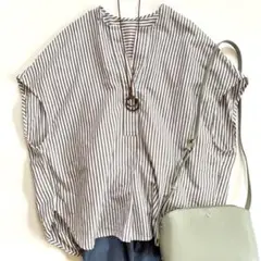 美品 アーバンリサーチドアーズ リネン混 ストライプコクーンシャツ カーキ