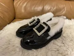 試着はみ未使用 Roger Vivier バックル ローファー サイズ38