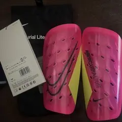 Nike Mercurial Lite サッカーシンガード