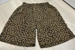 新品未使用　タグ付き　ヒョウ柄ハーフパンツ 130センチ　女の子用　綿100
