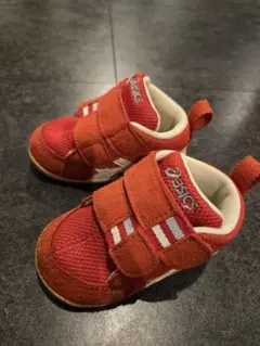 ASICS キッズシューズ レッド マジックテープ