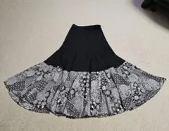 セキネ 社交ダンス フレアスカート 黒と白の花柄 S
