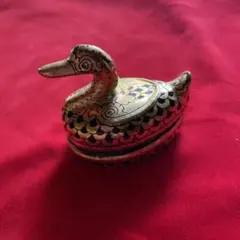 水鳥の蓋つき小物入れ