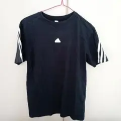 adidas Tシャツ 150cm