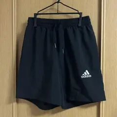 adidas ハーフパンツ