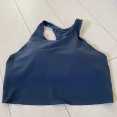 ユニクロブラトップ