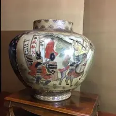 890 九谷焼 湖東 四つ耳付  花鳥　大壺 花入れ 花瓶　時代物 890 九谷焼 湖東 四つ耳付 花鳥 大壺 花入れ 花瓶 時代物（四代