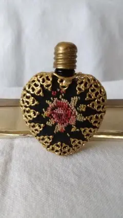 香水入れ