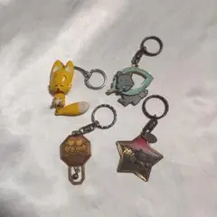 昭和レトロ ファンシー系 狐 きつね キーホルダー