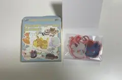 ポケモンにたものどうしアクリルキーホルダー（ゾロア）