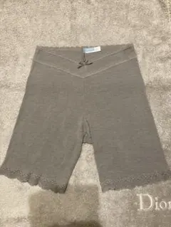キッドブルー　レース付きグレーショートパンツ　ショートカルソン定価８４００円の物