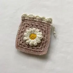 ふんわりお花の巾着　ポーチ　くすみピンク　ホワイト　編み物　ハンドメイド
