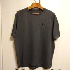 アンダーアーマー　トレーニングTシャツ UAテック2.0　グレー