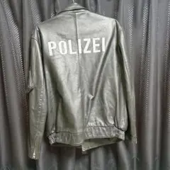 Vetements 元ネタ　POLIZEI 緑色 シングルライダースジャケット 1365823_00.png.png