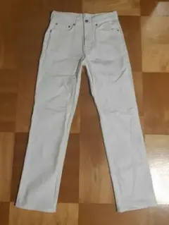 ユニクロ　レディース　UNIQLO　ホワイトジーンズ　デニム