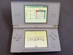 正常動作品 ニンテンドーDS Lite ホワイト 本体 ６