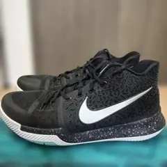 NIKE カイリー3 EP