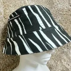 Item thumbnail for item 86af1524-7ddc-4916-8f3c-31864b6a738e