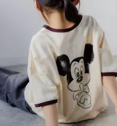 ooju ミッキーTシャツ　ベージュ　サイズ4