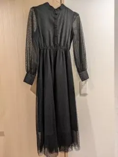 ブラックドット柄マキシワンピース