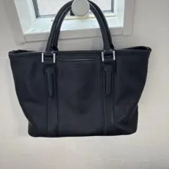 美品・黒・レザー・トートバッグ
