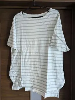 白/グレー ストライプ 半袖Tシャツ
