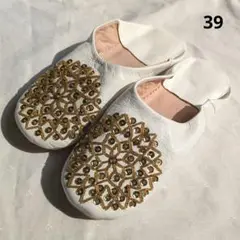 バブーシュスパンコール39女性24cm 白☓ゴールド