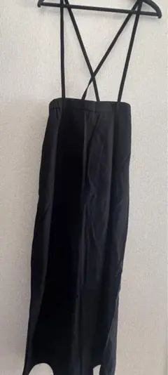 ジーユー サロペットスカート