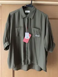 reppi armario シャツ オリーブ　Mサイズ